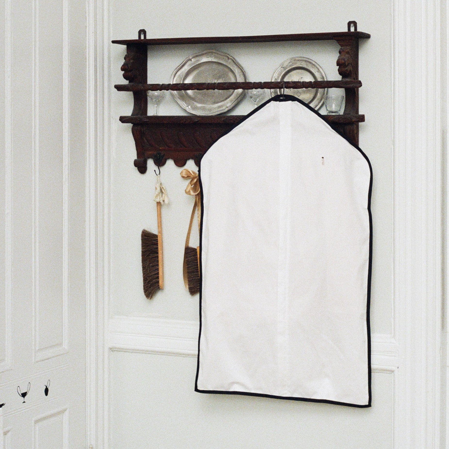 Salter House Garment Bag