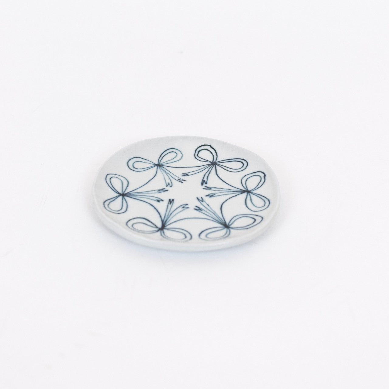 SDM Blue Ribbon Ring Dish