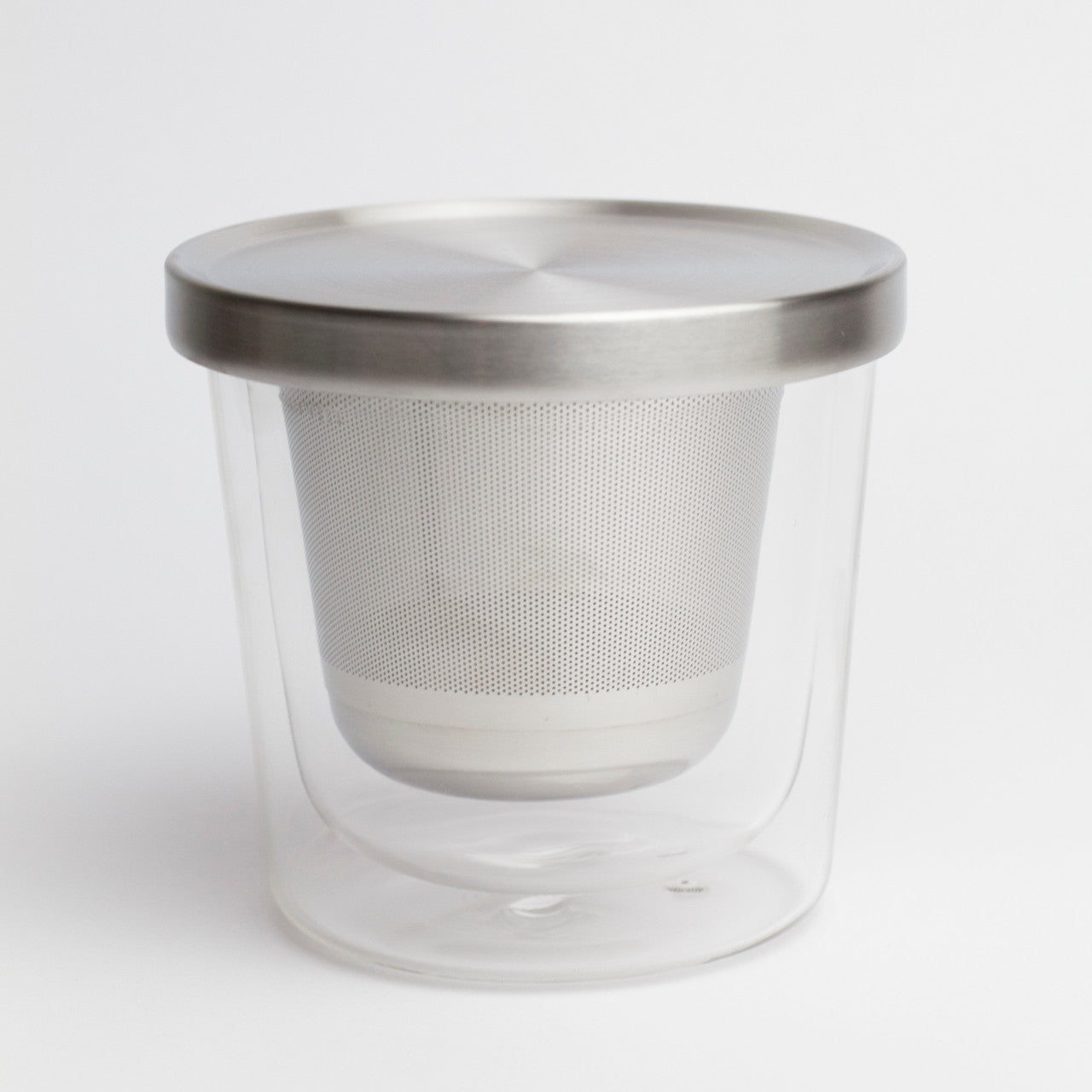 Leaves to Tea Cup with Strainer