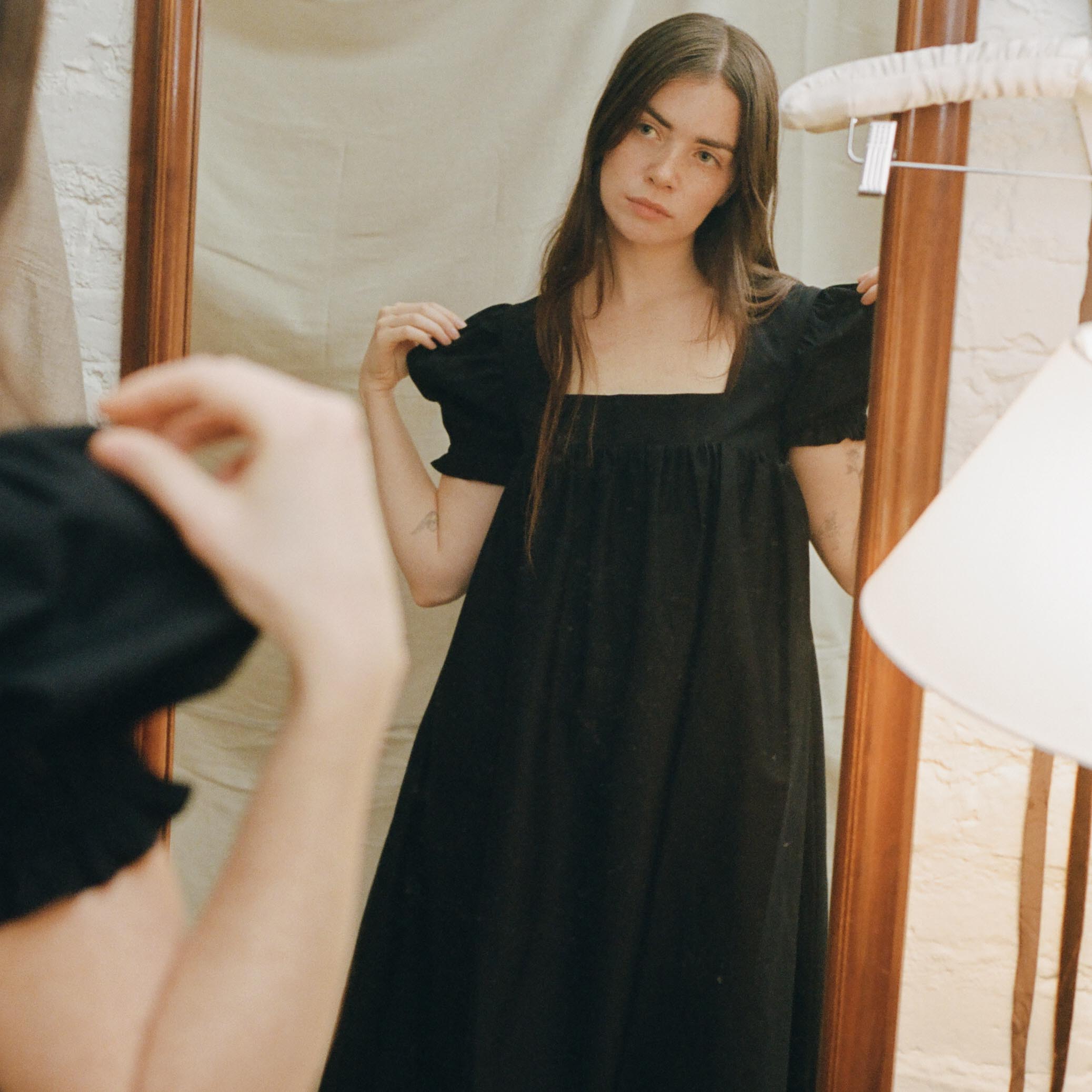 Black Cotton Tie-back Dress Small Black Cotton Tie-back Dress Small
