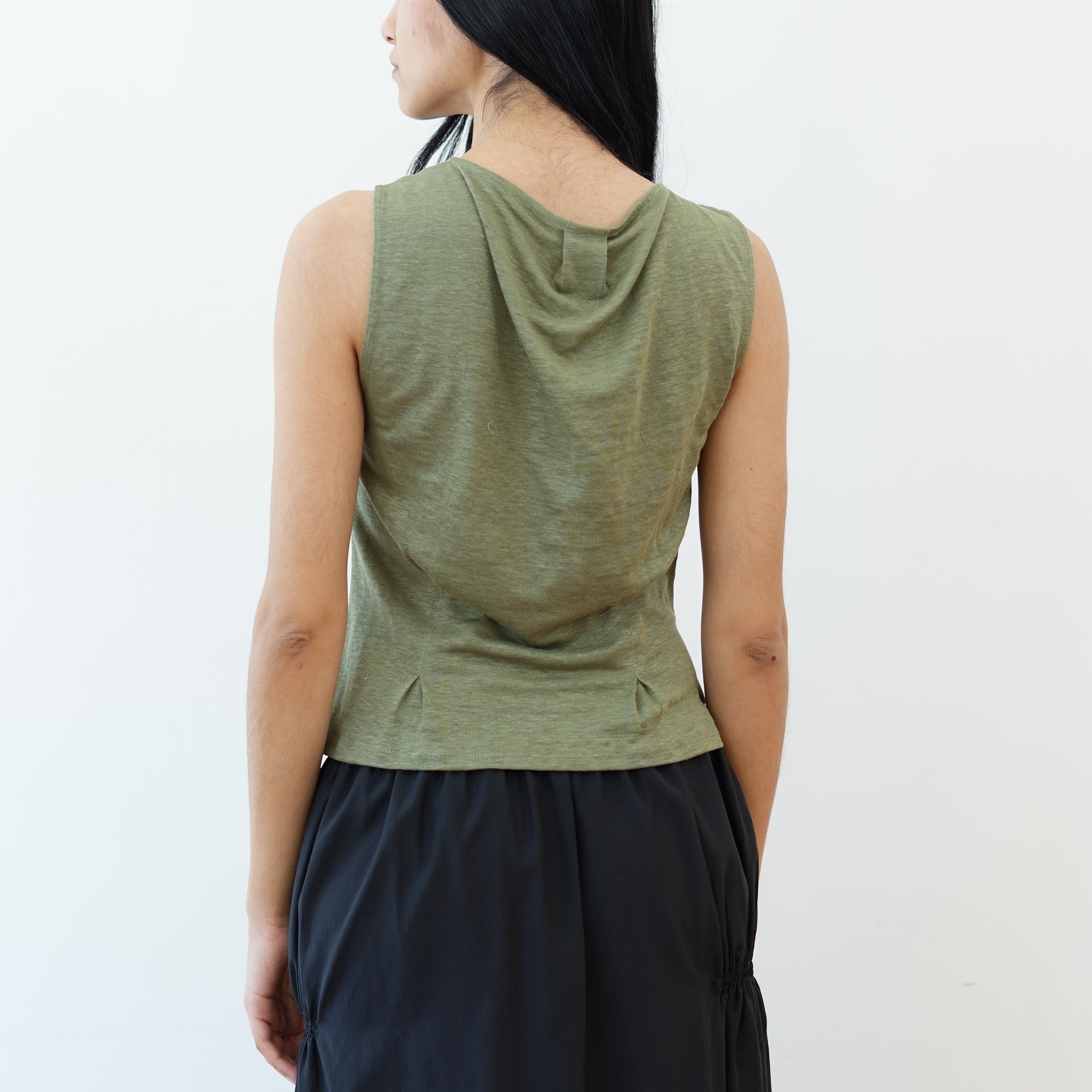 Sleeveless Buttondown Shirt, Moss Linen