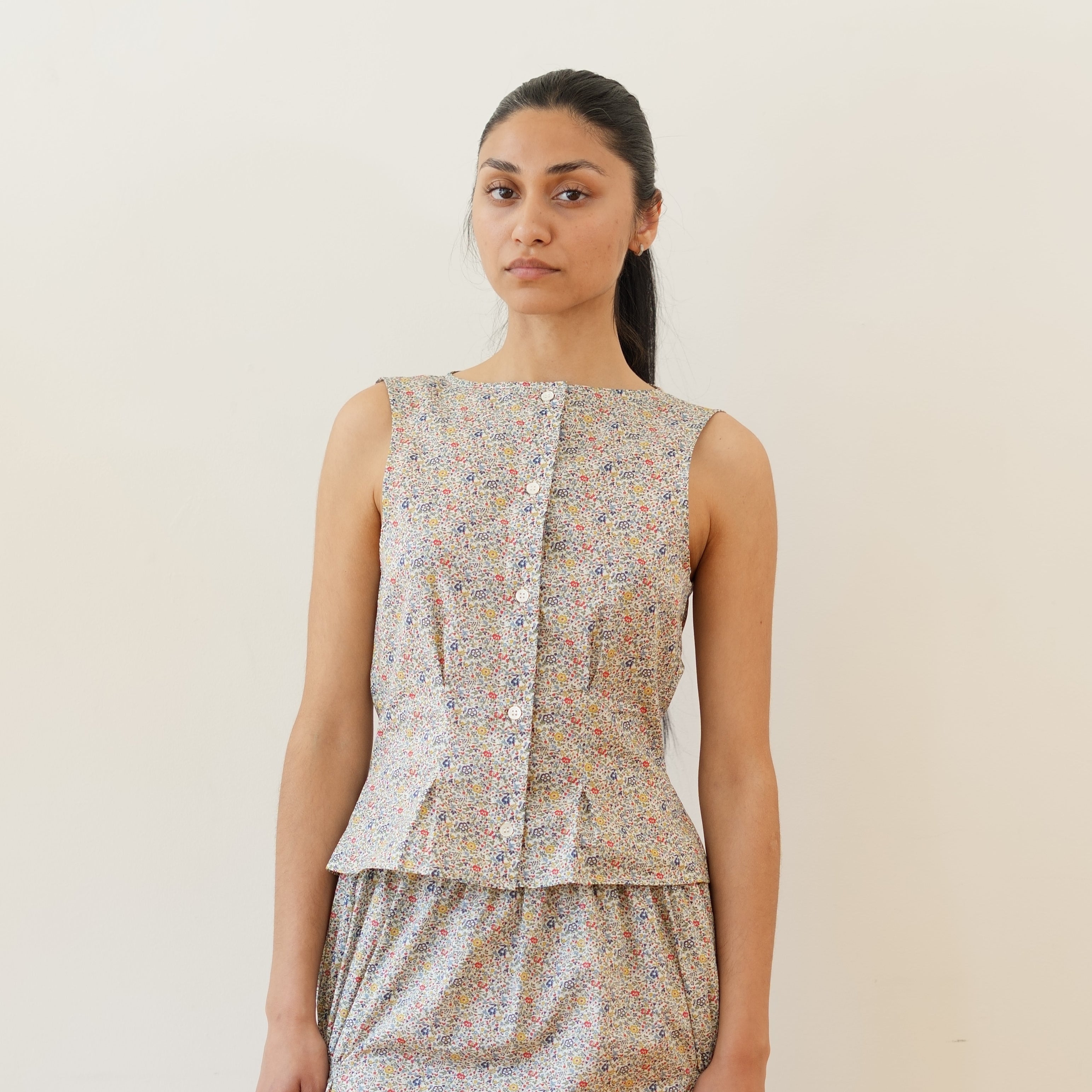 Sleeveless Buttondown Shirt, Liberty Floral