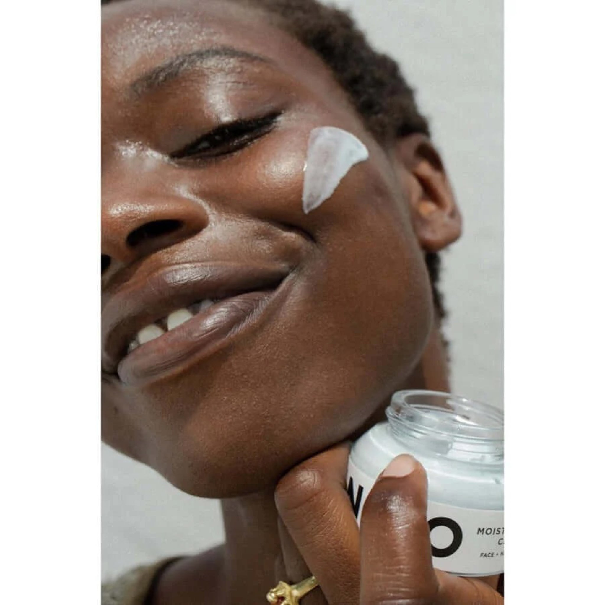 NOTO Moisture Riser Cream