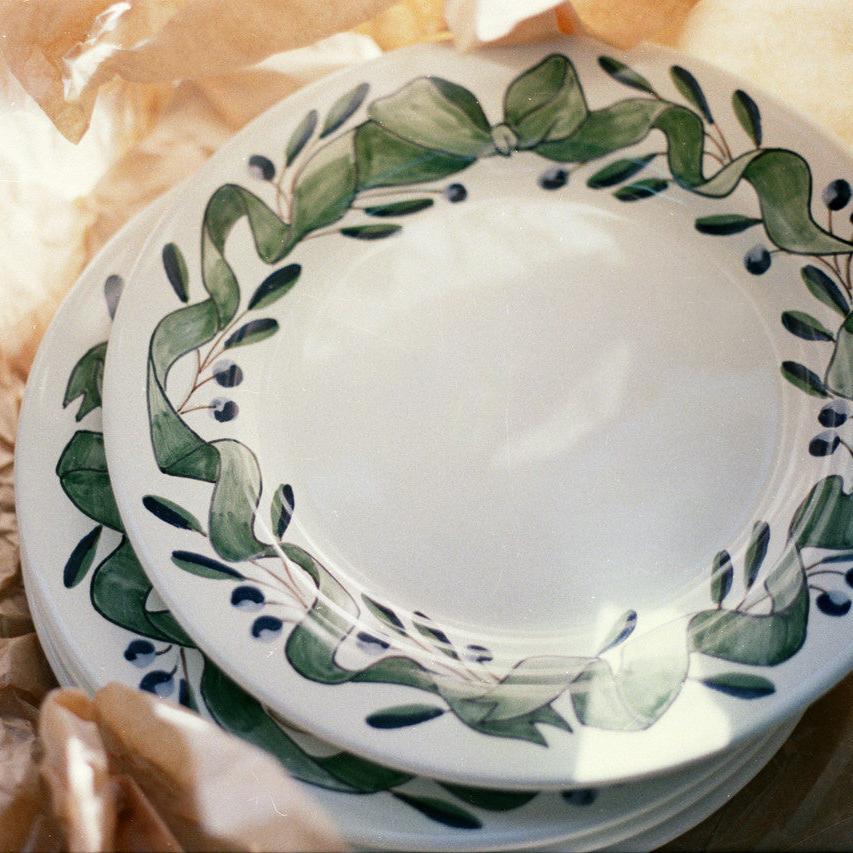 Olive & Ribbon Plates