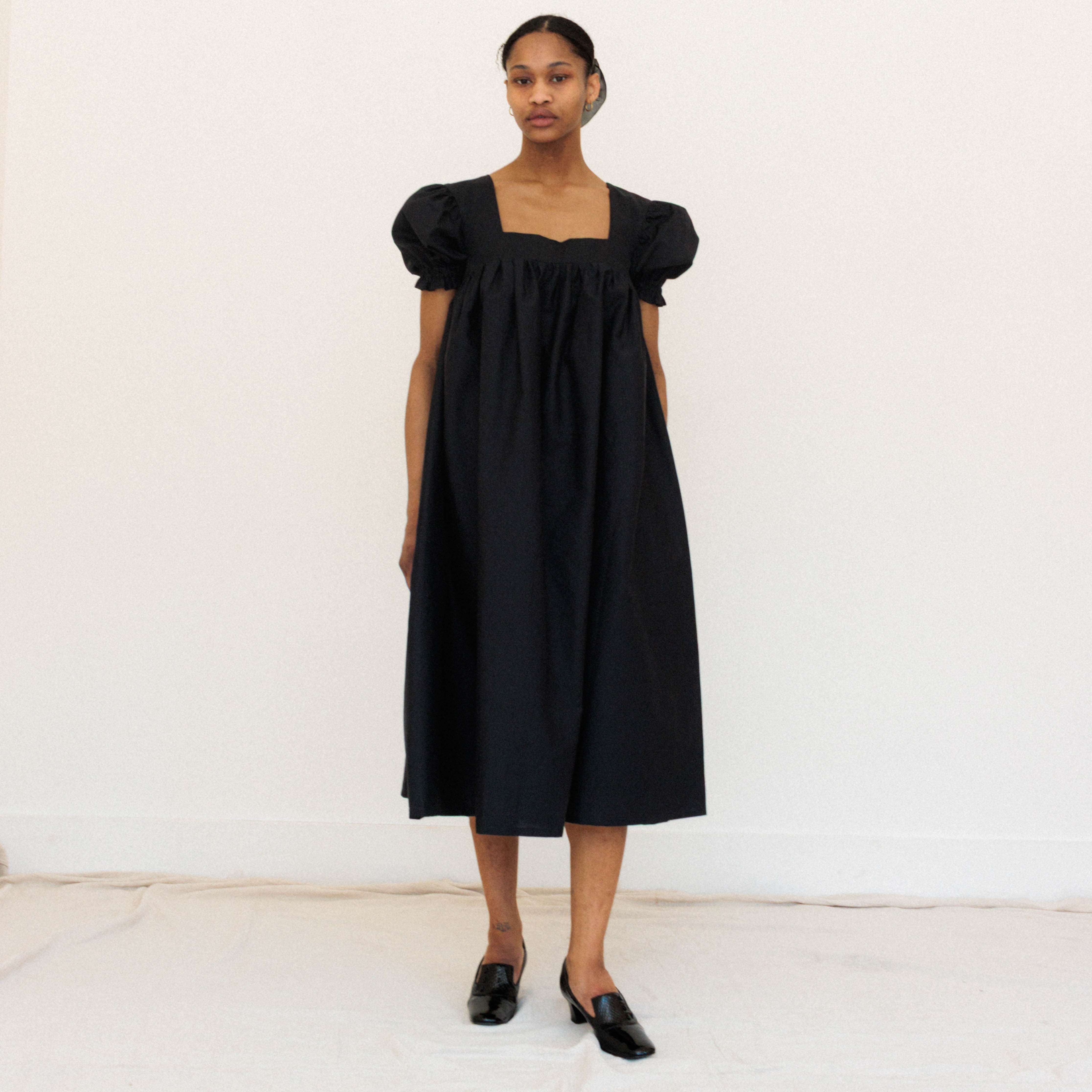 Black Cotton Tie-back Dress Small Black Cotton Tie-back Dress Small